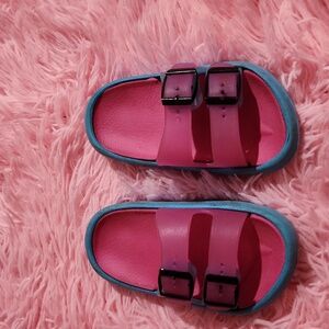 Toddler Girls slip on sandals